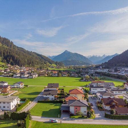 Holiday Home Happy By Interhome Eben Im Pongau Eksteriør bilde