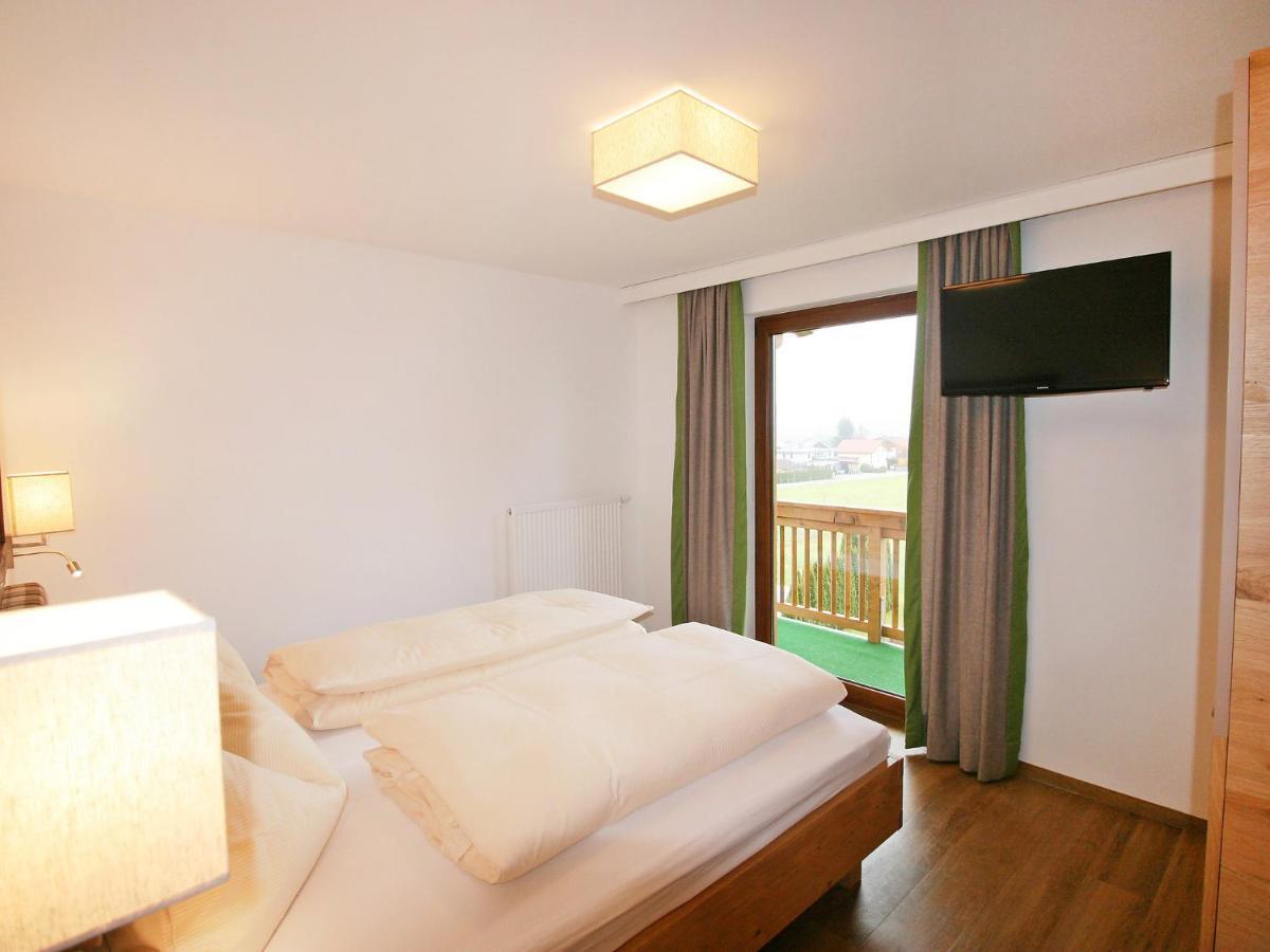 Holiday Home Happy By Interhome Eben Im Pongau Eksteriør bilde